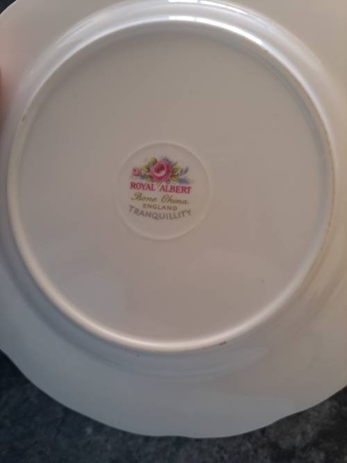 Royal Albert Tranquility Trio