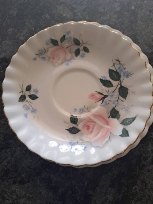 Royal Albert Soft Pink Rose Trio Unnamed