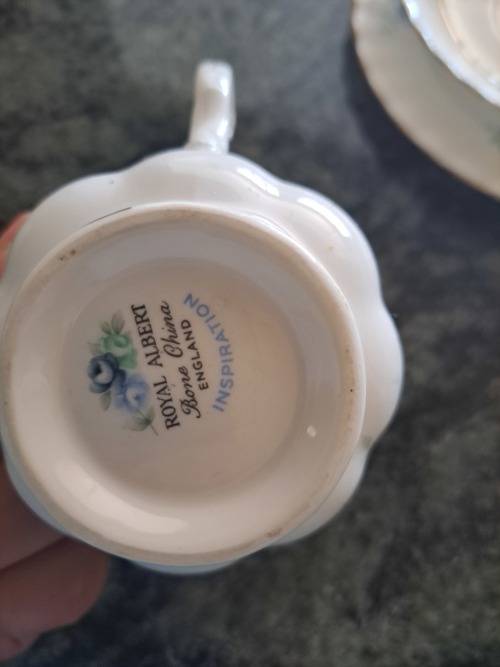 Royal Albert Inspiration Trio