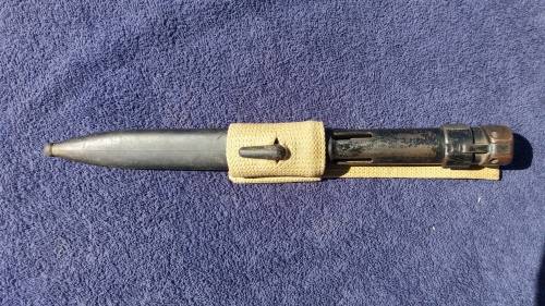 FN FAL - R1 Apple Core Bayonet with scabbard & Frog Type C
