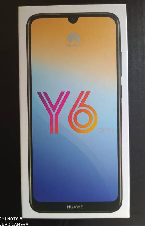 DEMO MODEL DUAL-SIM HAUWEI Y6 (2019) MODEL SMARTPHONE WITH TEMPERED GLASS SCREEN PROTECTOR and COVER