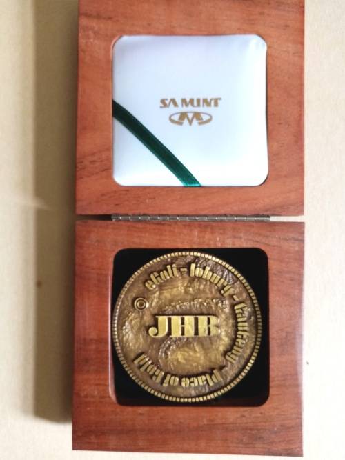 80MM ALLOY WITH 0.2 GRAM OF 24 CT GOLD INLAY (COMES IN A WOODEN BOX WITH C. O. A.) - ONLY 300 MADE