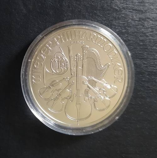 AUSTRIAN PHILHARMONIC 1 OZ SILVER COIN (IN CAPSULE)