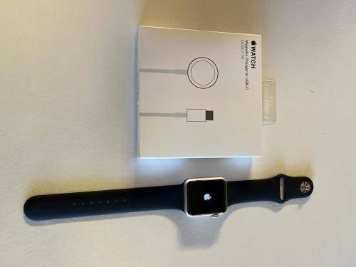 Apple Watch Series 1 (7000 Series) - 38mm