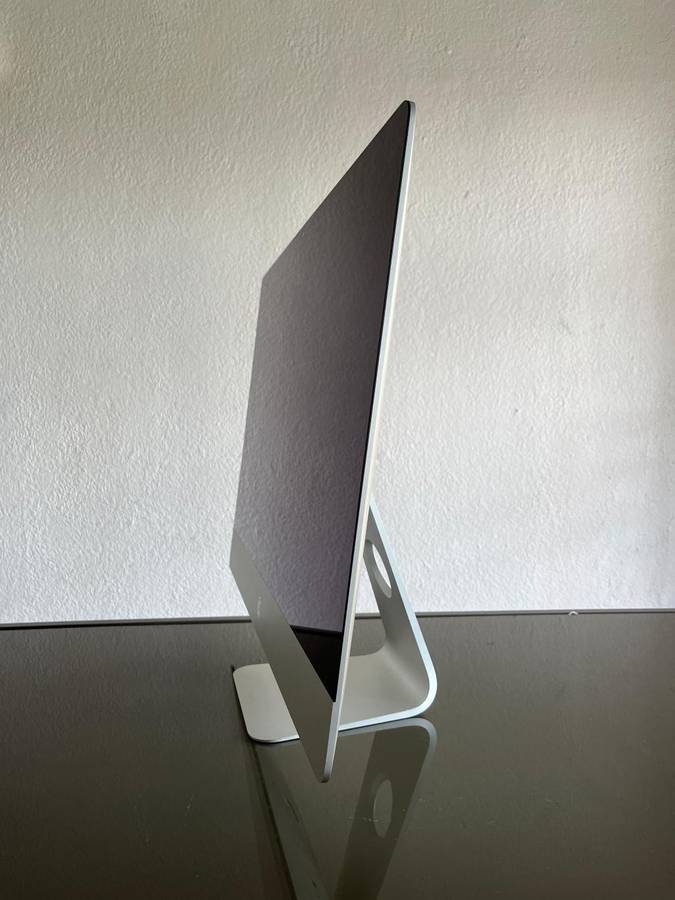 *BARGAIN*LATE 2013 27` RETINA APPLE iMAC QUAD CORE i5, 8GB RAM, 1TB HDD, 2GB GRAPHICS-GRAB IT@R7999!
