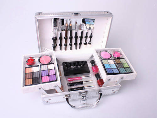 Magic Color Makeup Kit - Compact
