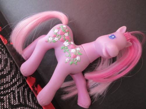 STRAWBERRY- MY LITTLE PONY G2 1997
