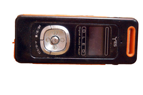 YES MP3 player front