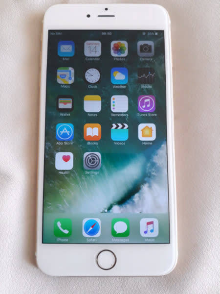 Apple iPhone 6 Plus 16GB Gold (Excellent condition, free shipping)