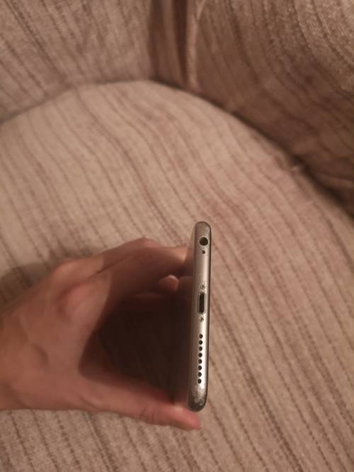Apple iPhone 6S Plus 64 GB Space Grey (Very Good condition) + Leather Case (R1099)