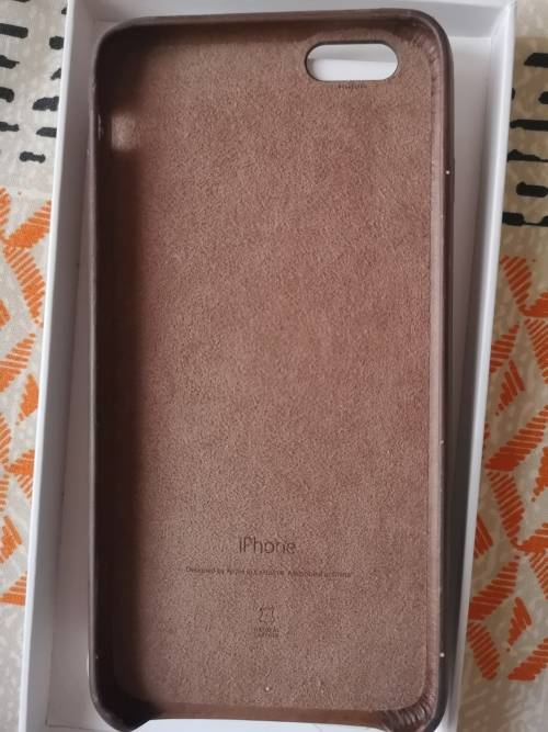 Apple iPhone 6S Plus 64 GB Space Grey (Very Good condition) + Leather Case (R1099)