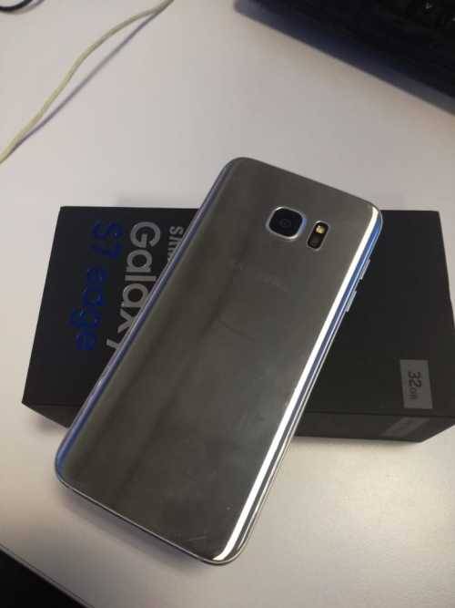 Samsung Galaxy S7 Edge 32 GB Silver (Very good condition)