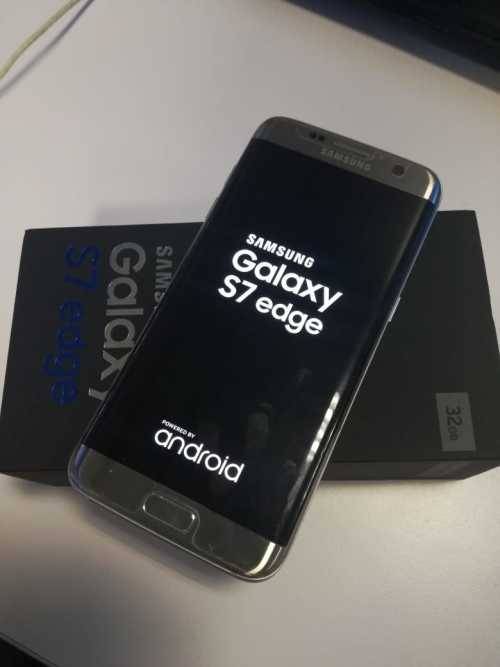 Samsung Galaxy S7 Edge 32 GB Silver (Very good condition)