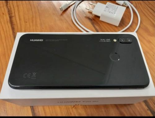 Huawei P20 Lite 64GB Black DUAL SIM (Excellent condition with full accessories