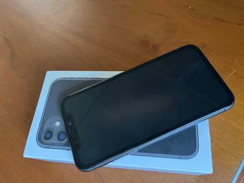 Apple iPhone 11 64GB Black 98% battery(Excellent condition with box, charger and premium cover)