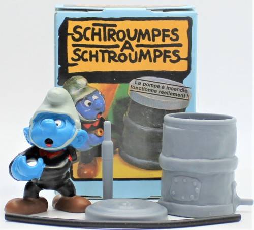 40216 - 5x Fireman SuperSmurfs - One boxed - Hand-Painted Originals