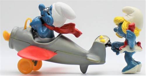 40222 and 40238 - 1x Aeroplane and 1x Kitchen SuperSmurfs - Unboxed - Hand-Painted Originals