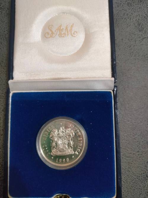 1990 Silver R1 coin in SAM box and capsule