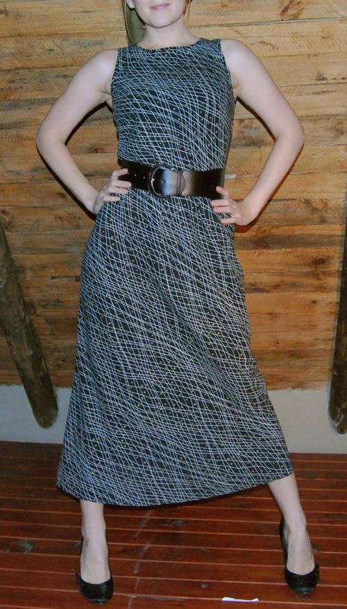 elegant and classy career dress from Woolworths, Size 8