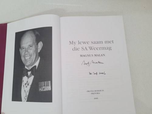Signed first copy Magnus Malan - My lewe saam met die SA weermag
