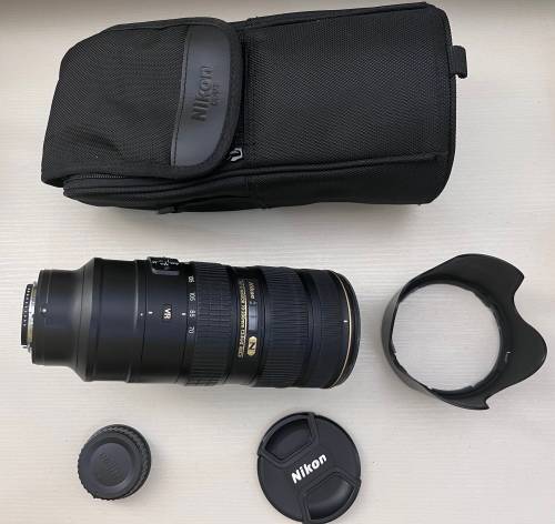Camera Lens Professional series Nikkor f2.8 70-200mm