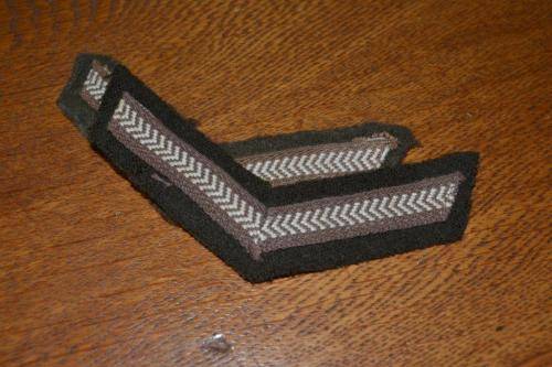 Pair of SADF Lance Corporal rank stripes.
