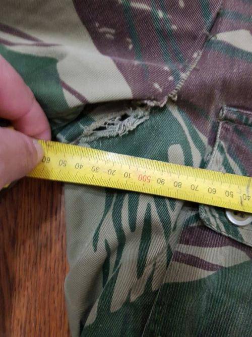 Rhodesian Camo jacket of Des Archer 1 commando RLI. Signed, record holder 73 Operational jumps.