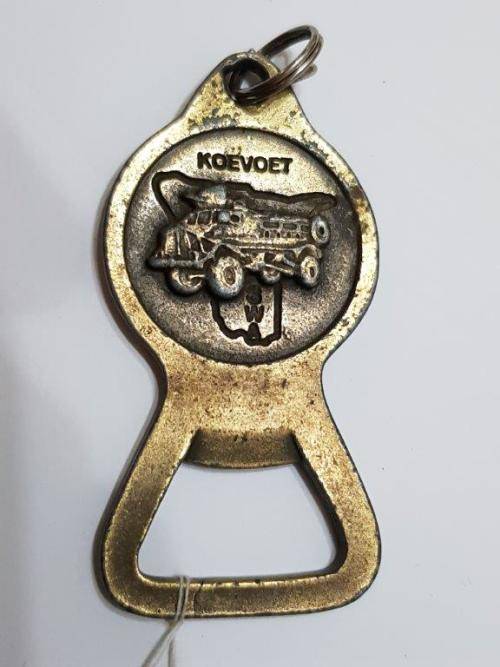 Koevoet association bottle opener/keyring.