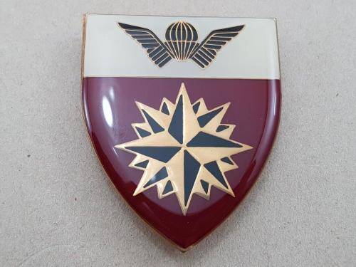 5 Special Forces Regiment Shoulder Flash. Pins Intact.