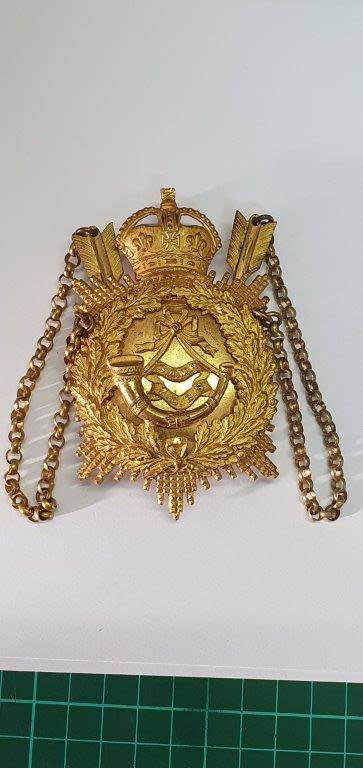 South African Mounted Rifles Gilt Pouch Belt Badge. Worn 1913-1926. Owen 153.