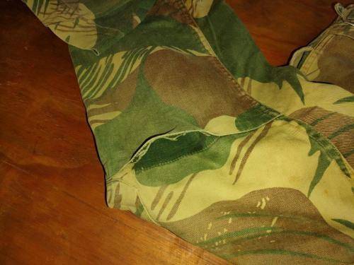 Rhodesian Camo Trousers. Waist 82 Cm around. Some stitching loose.