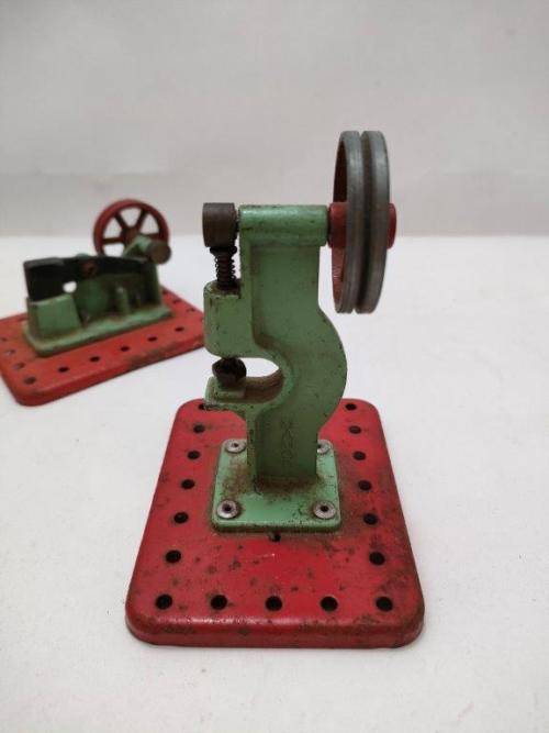 Mamod Steam engine toy with two Hammer accesories.