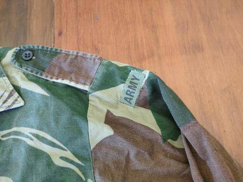 Rhodesian Statesman camo long sleeve shirt. Please see pictures for size.