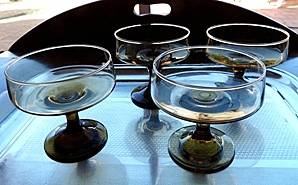 SET OF 4 RETRO GLASSES,SMOKY COLOUR