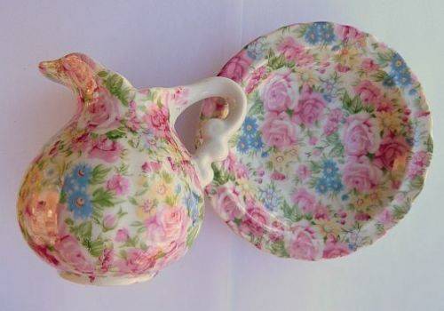 CREAMER WITH PLATE, FLOWER DECORATION PORCELAIN SET.