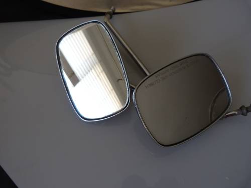 2 VINTAGE MOTORBIKE MIRRORS, ONE IS A HARLEY DAVIDSON.