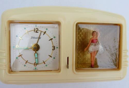 RETRO CLOCK WITH DANCING BALLERINA AND MUSICBOX SONG FOR ALARM