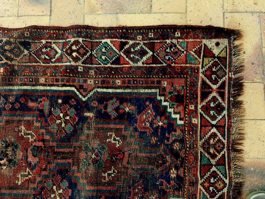 RUG, BEAUTIFUL DESIGN