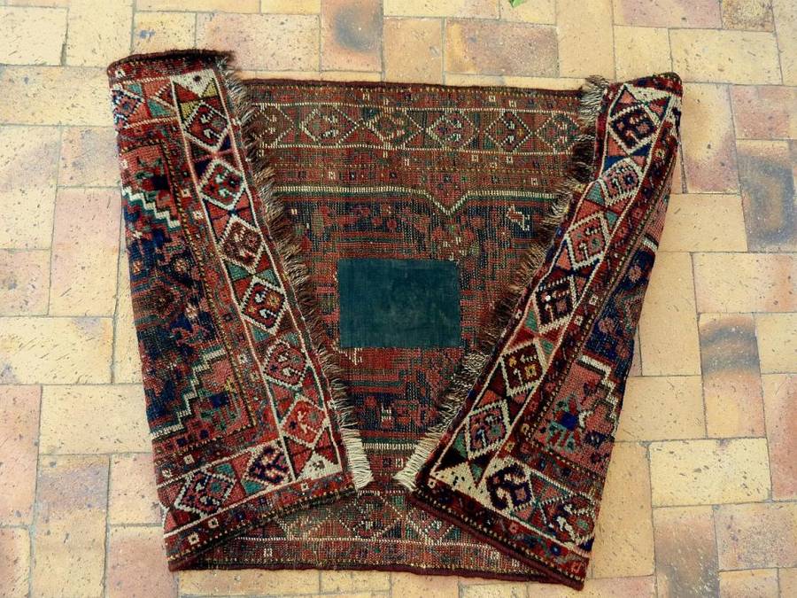 RUG, BEAUTIFUL DESIGN