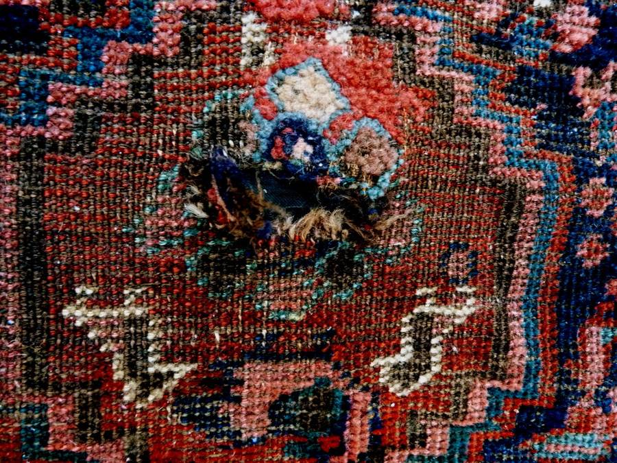RUG, BEAUTIFUL DESIGN
