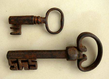 TWO ANTIQUE IRON KEYS