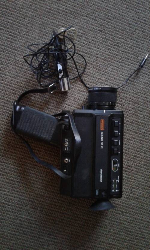 VERY OLD RECORDING CAMERA WITH EAR PIECE AND MIKE + CARRY BAG