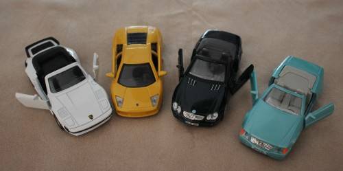 x4 Maisto Die Cast Model Cars **Bid per Lot**