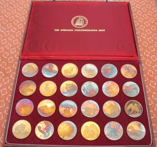 50th Anniversary Gold Plated Sterling Silver Medallion Wildlife Set with Beautiful Toning