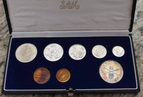1985 Short Proof Set with Silver One Rand in Original SAM Box