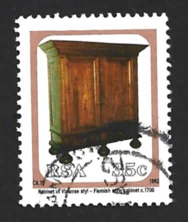 1992 SOUTH AFRICA ANTIQUE CAPE FURNITURE