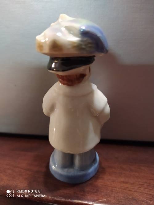 Wade Chef Figurine in excellent condition