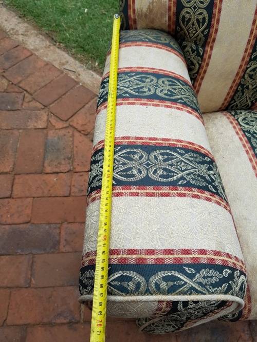 Stunning old couch chair