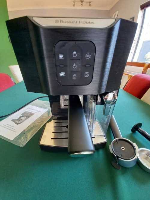 RUSSEL HOBBS CAFFÉ MILANO ONE TOUCH COFFEE MACHINE *PRACTICALLY BRAND NEW*