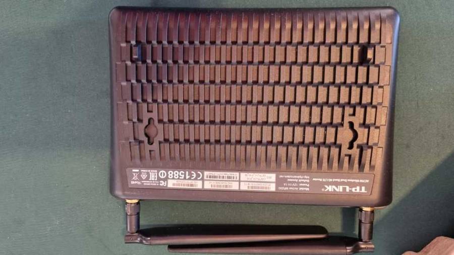 AC750 Wireless Dual Band 4G LTE Router